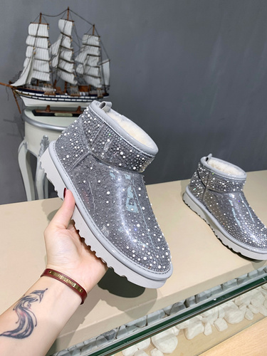 UGG6109 rhinestone new _film_ film _hot diamond series snow boots_ logo _35-40-b9809cc3